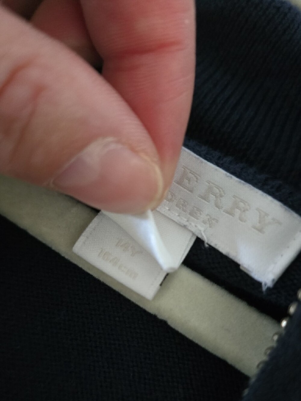 Burberry Navy Zip-Up Jacket with Signature Shoulder Check - Picture 6 of 6